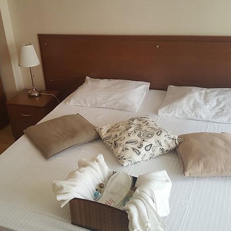 Persian Hotel Istanboel Buitenkant foto